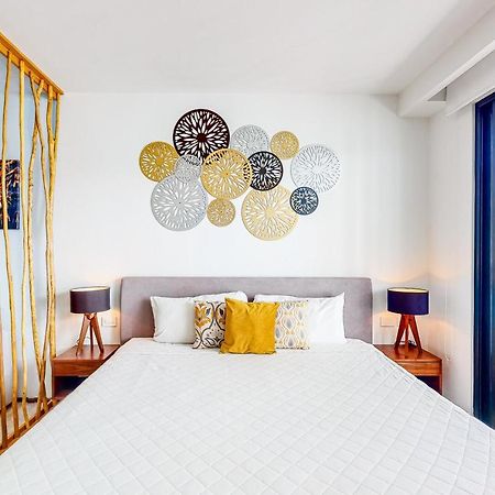 Отель Menesse Midtown 2 Unit 208 Плая-дель-Кармен Экстерьер фото
